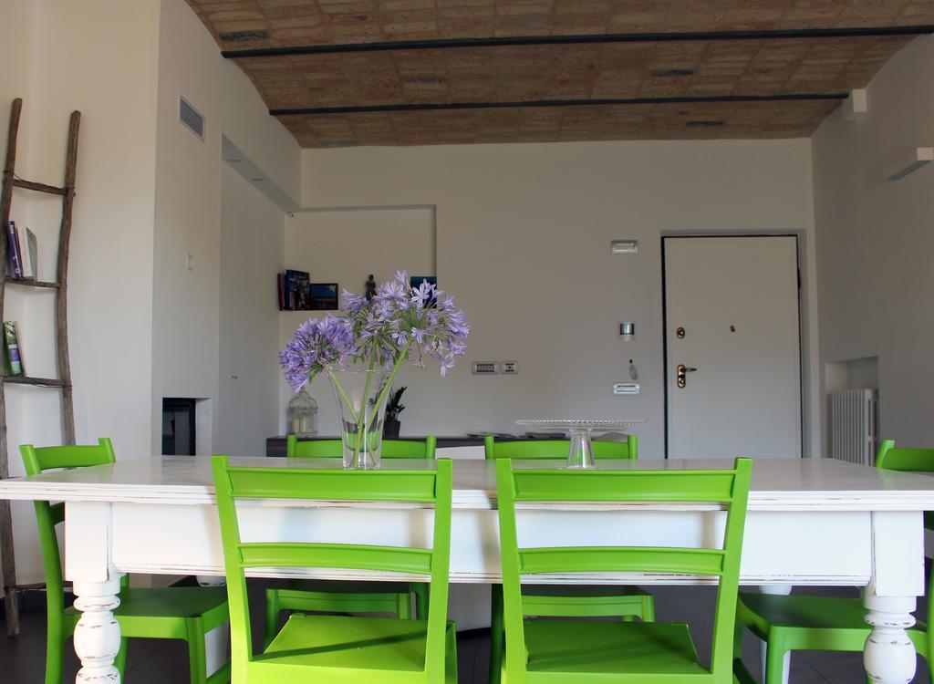 Bed And Breakfast Aratro & Rosmarino 시비타노바 마르셰 외부 사진